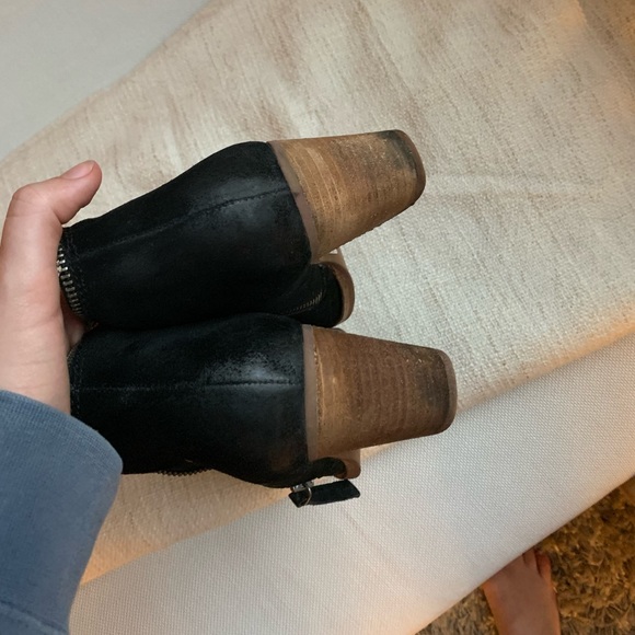 Dolce Vita Suede Heeled Booties - Picture 3 of 7